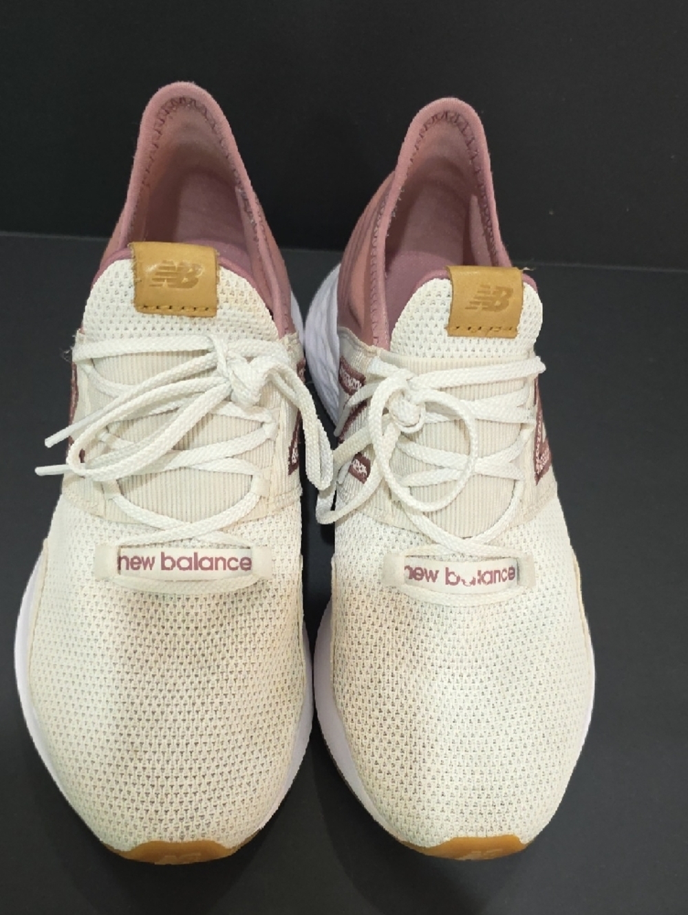 New Balance Fresh Foam ROAV Women's Cream & Pink Running Shoes Size 7.5 - Picture 6 of 11